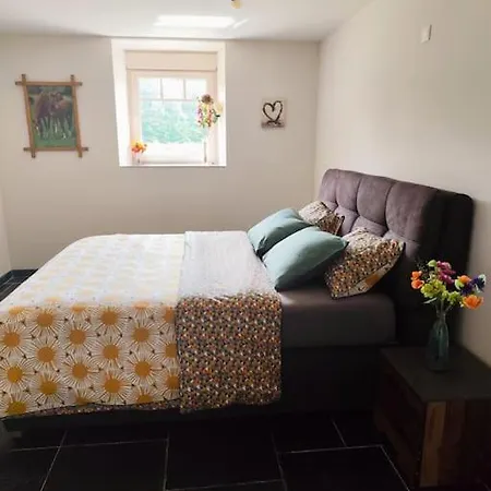 De La Thierache Apartment